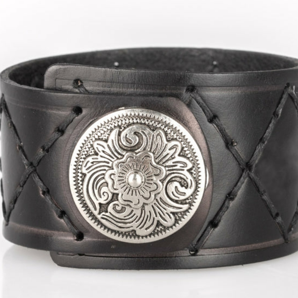 Unisex BADLANDS BANDIT" BLACK WRAP BRACELET New